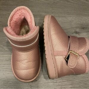 Metallic Pink Kids Boots size 25